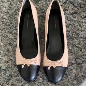 Tory Burch Black and Tan Flats with Bow Accent